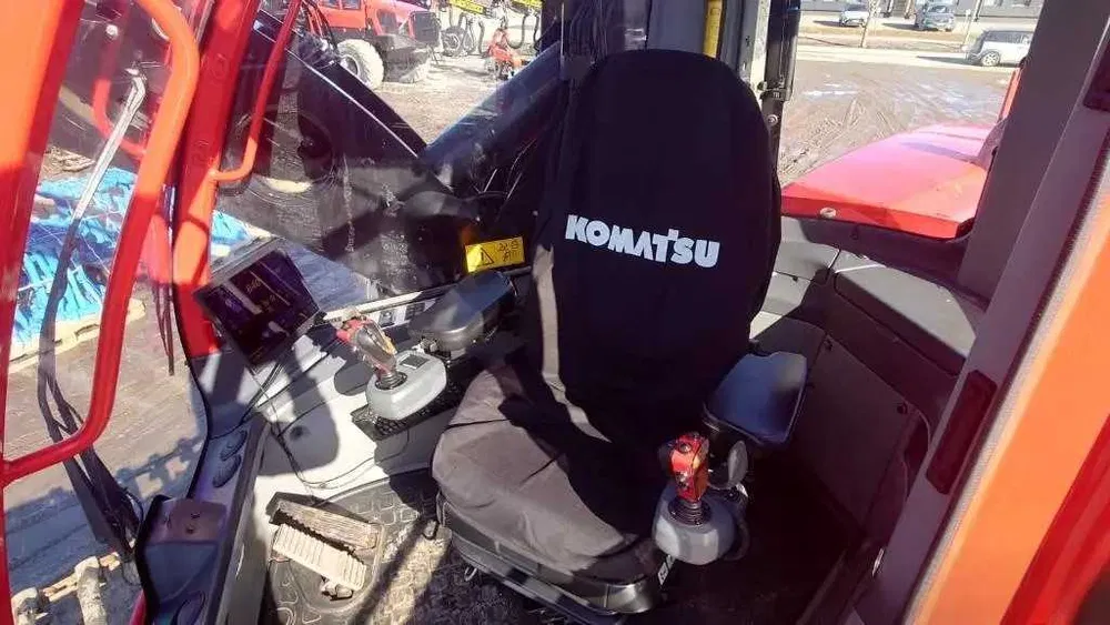 Komatsu 901.6