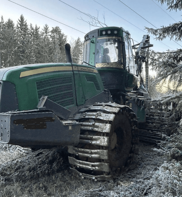 John Deere 1070G