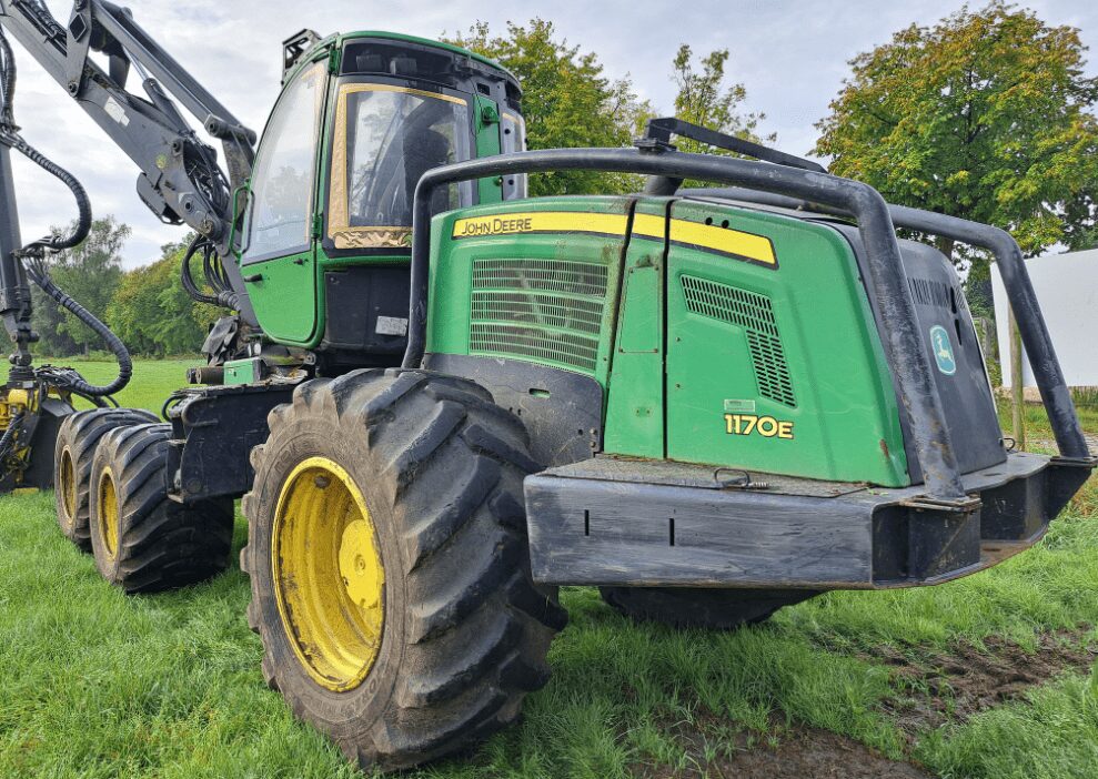 John Deere 1170E