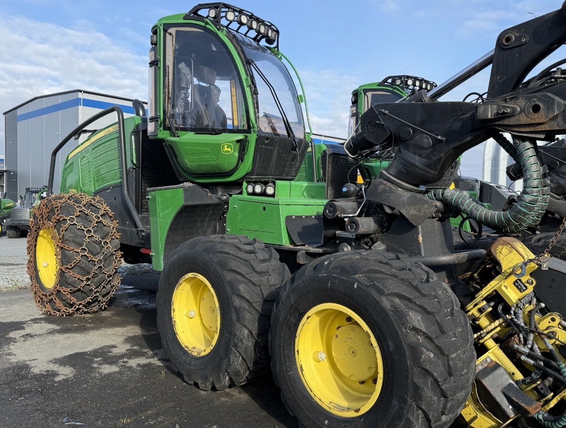 John Deere 1270G
