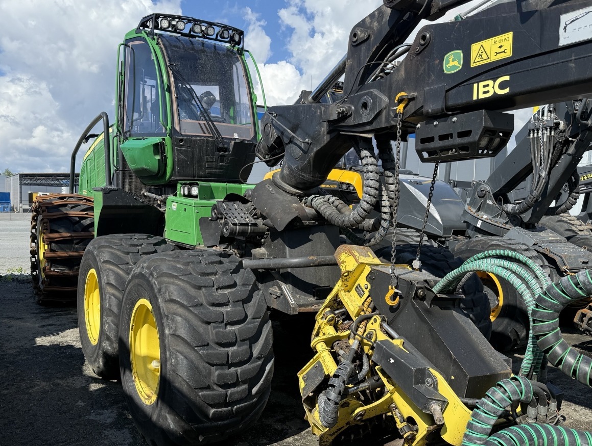 John Deere 1270G