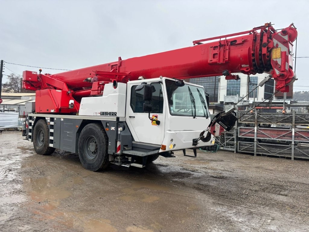 Liebherr LTM 1040-2.1
