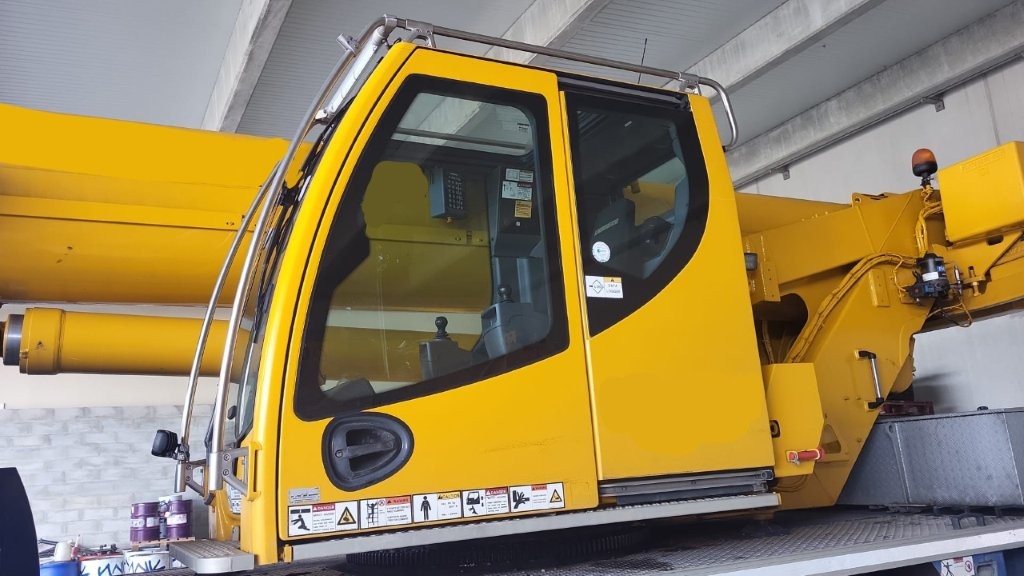Liebherr LTM 1040-2.1