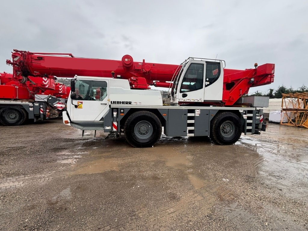 Liebherr LTM 1040-2.1